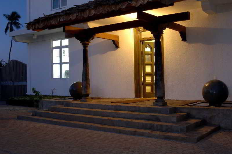 Pigeon Island Beach Resort Nilaveli Exterior photo